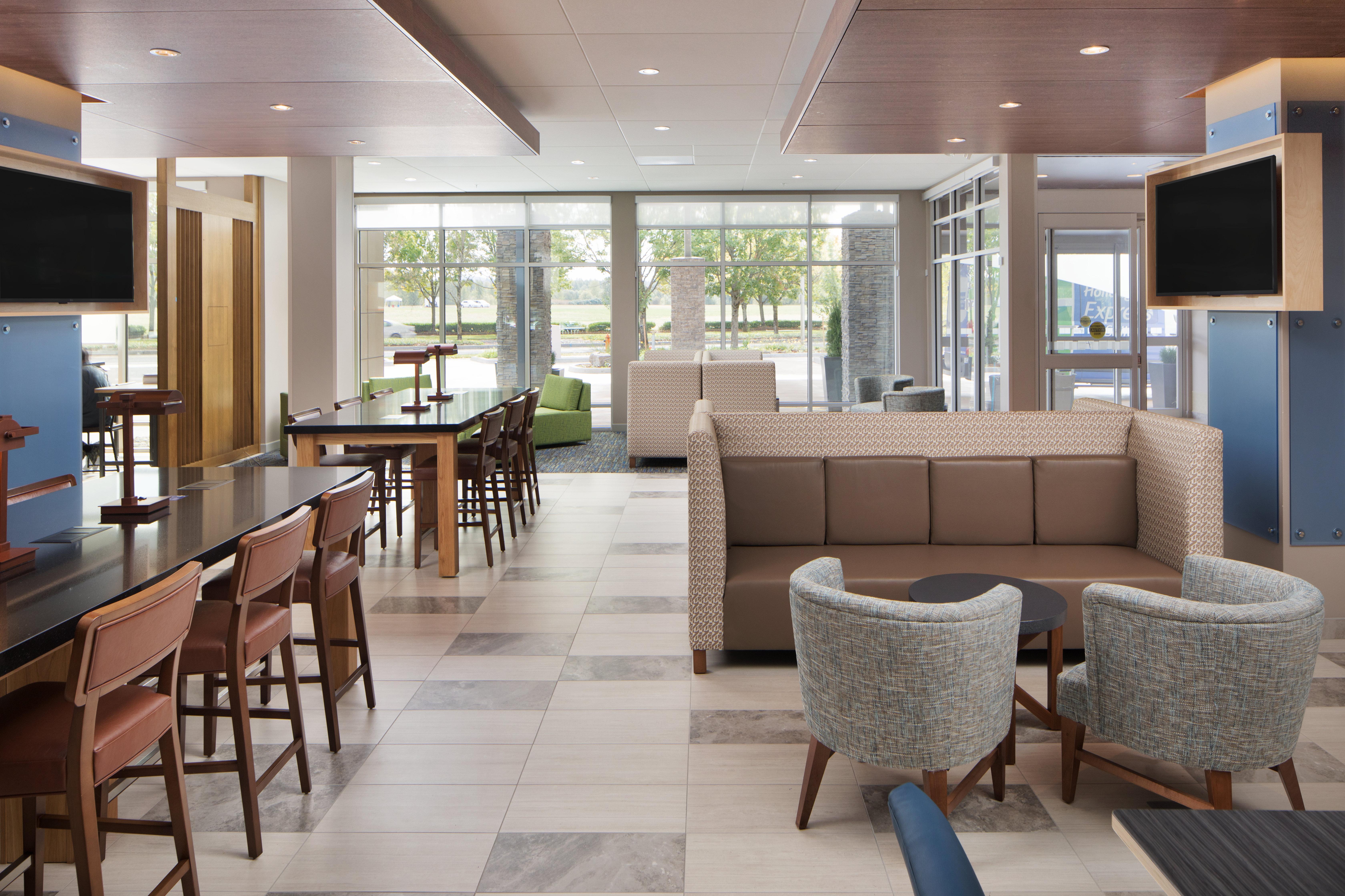 Holiday Inn Express & Suites - Portland Airport - Cascade Stn By Ihg Buitenkant foto