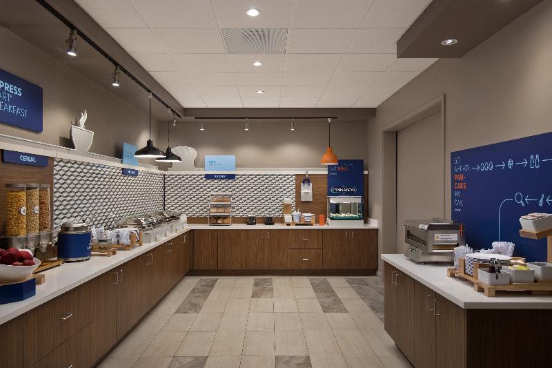 Holiday Inn Express & Suites - Portland Airport - Cascade Stn By Ihg Buitenkant foto
